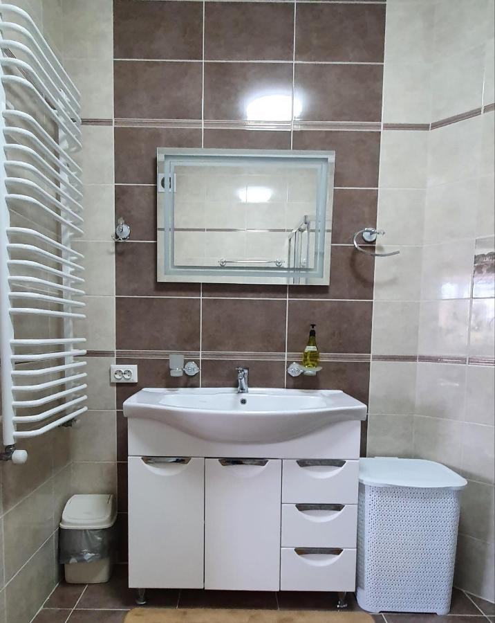 Apartment Апартаменти Квартира *